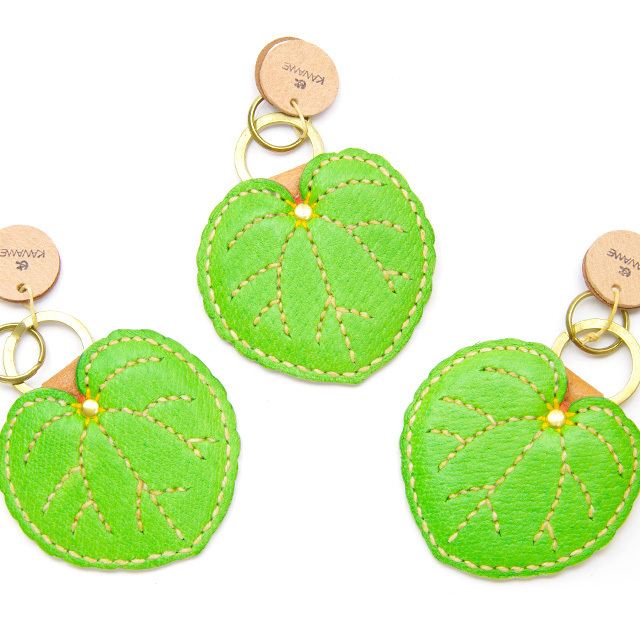 梅田要　キーホルダー　革